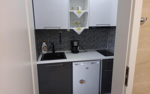 Blue Wave 2 Primul bloc la mare