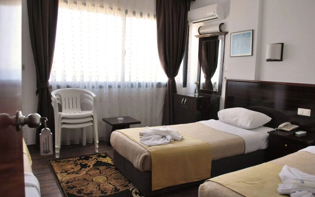 Sunday Beach Hotel