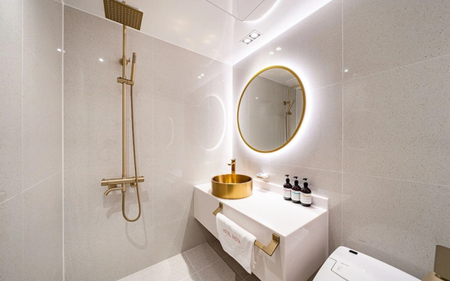 Hotel Insta Suwon