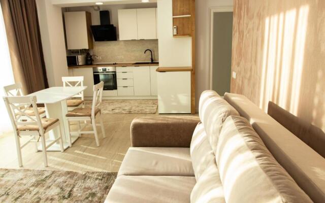 Mamaia Nord Bel Air 505 Zona Cluburi