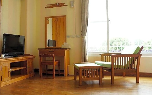 Smile Food Spa Bed and Breakfast