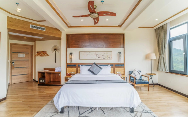 The Bamboo Leaf Yangshuo