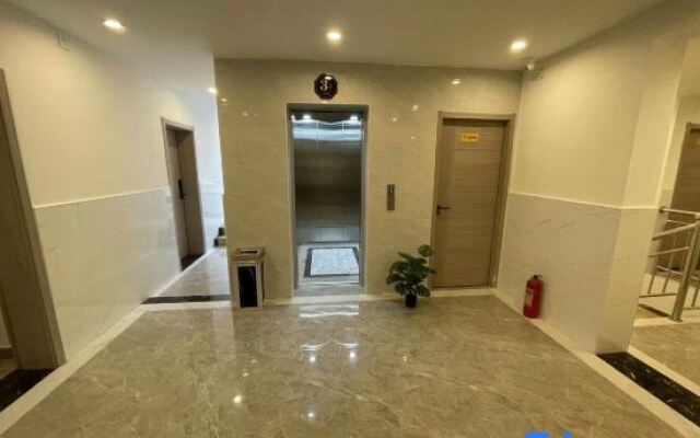 Nanchang Starry Sky E-sports Hotel (China Resources MixC)