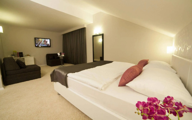 Boutique Hotel Life