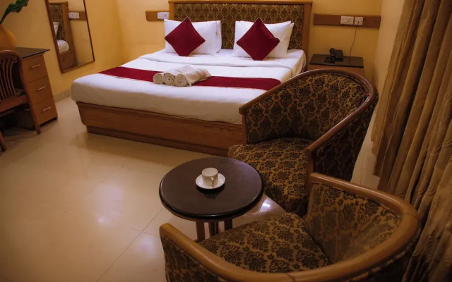 Naksha Tree Hotels - Mogappair