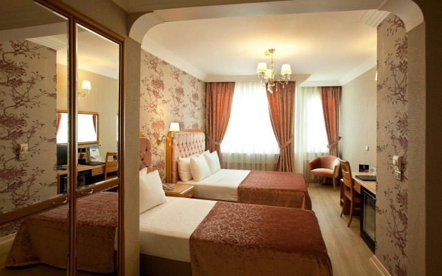 Grand Anka Hotel
