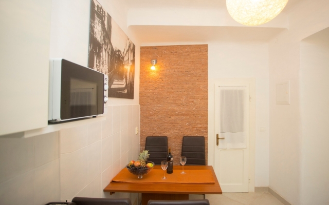Apartment Zdrav - with big terrace: A1 Split, Riviera Split
