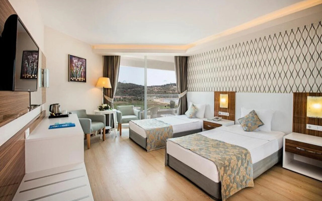 Palm Wings Ephesus Beach Resort