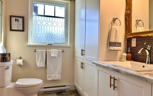 Seagull Studio Vacation Guest Suite