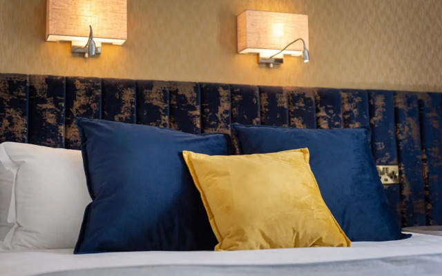 Best Western Woodenbridge Hotel & Lodge
