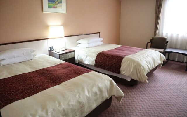 Hotel Tetora Chibaminatoekimae