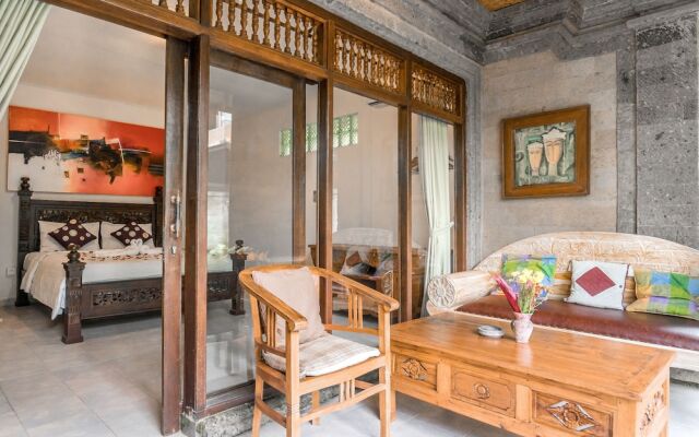 Sari Bamboo Bungalows