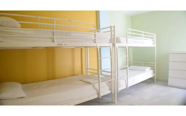 El Baobab Hostel