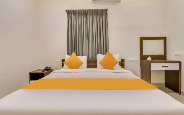 FabHotel Chakkra Residency