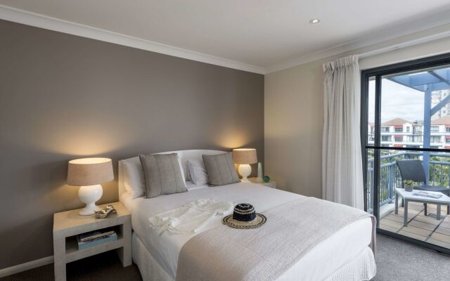 Oaks Gold Coast Calypso Plaza Suites