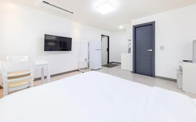 Yeosu Onueli Pension