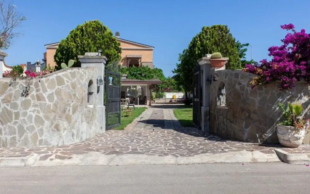 Villa Erika with private garden