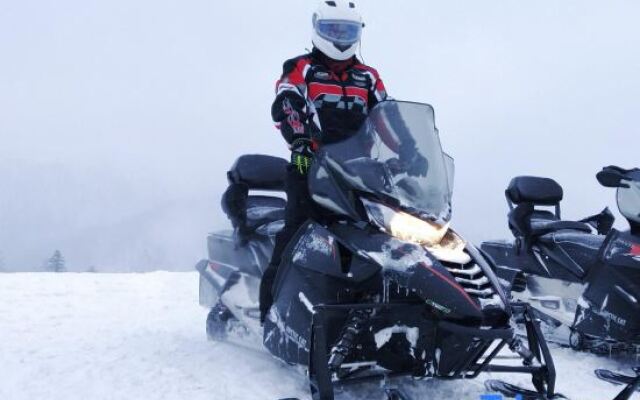 Wu chang xue gu bi lao lv ke zhan