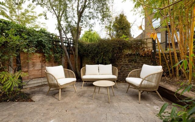 The Camberwell Secret - Alluring 3bdr House With Garden