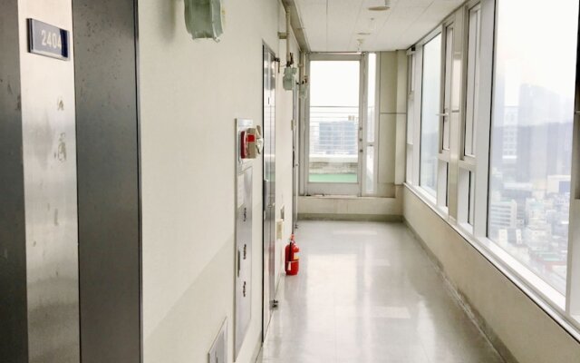 Jia's Spacious Sky Loft
