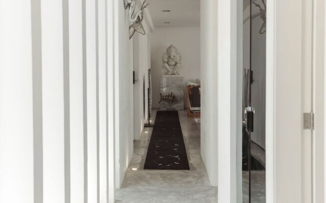 Bh78 Vip Penthouses Immersive Magic Experience