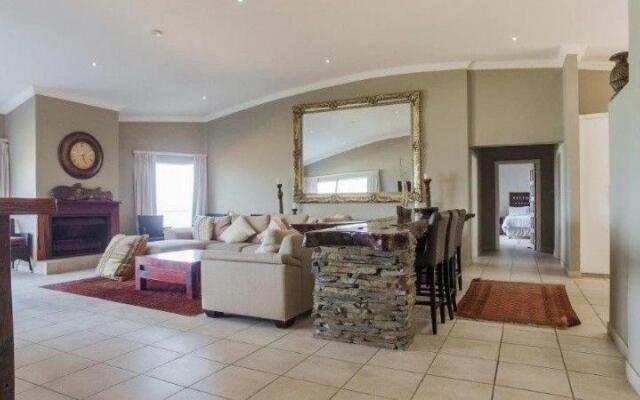 Tinley Manor Beachfront KSV1