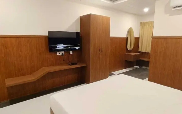 Hotel Grand Orchid