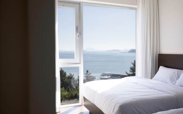 Laterrace Cove Suite