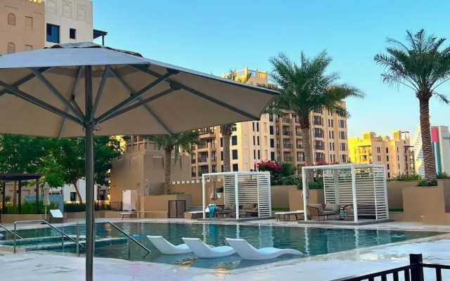 Aya - Modern 1BR Apartment with Balcony in Rahaal 2