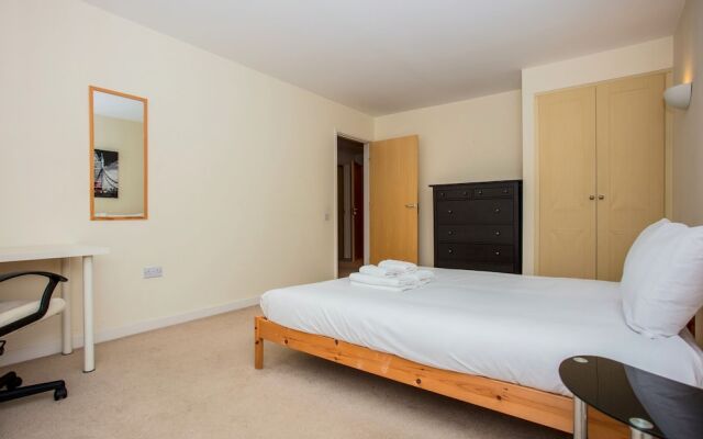 2 Bedroom Apartment Near Kings Cross