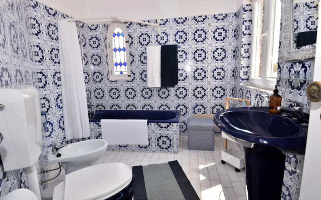 Villacasatulipa-sleeps4-garden-pool-bbq-ac