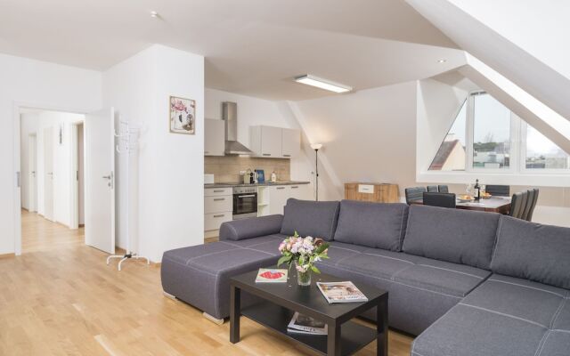 Schottenring Terrace by Welcome2Vienna