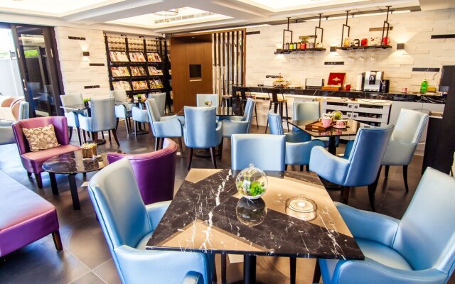 Siangge Chuanfan Rock Resort