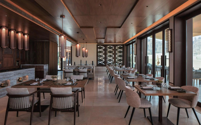 Banyan Tree Alula