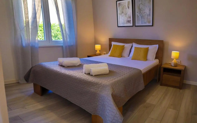 Apartmani Nana Mija