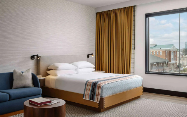 Hotel Tupelo, a Wyndham Hotel