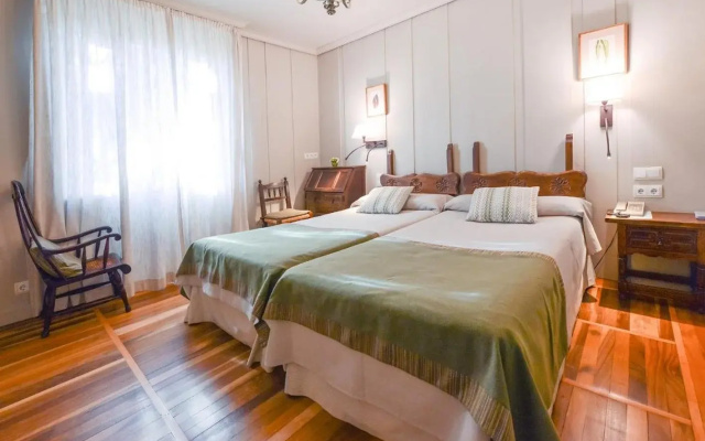 Hotel Alcázar - Irún centro