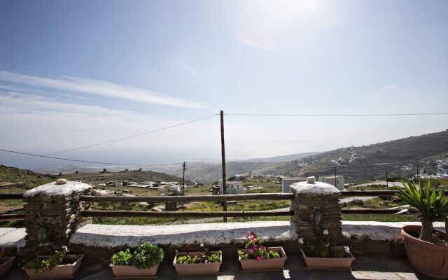 Tinos Delight