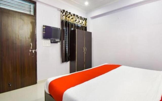 Oyo Flagship 93343 Desert 1788 Welcome Regency