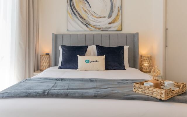 HiGuests - Sobha Creek Vista tower A