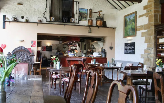 Haselbury Mill Hotel and Restaurant