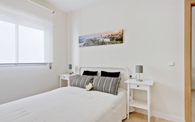 Del Parque Flats - Parras