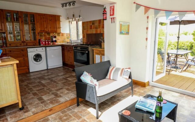 Lakelands, Burry Port