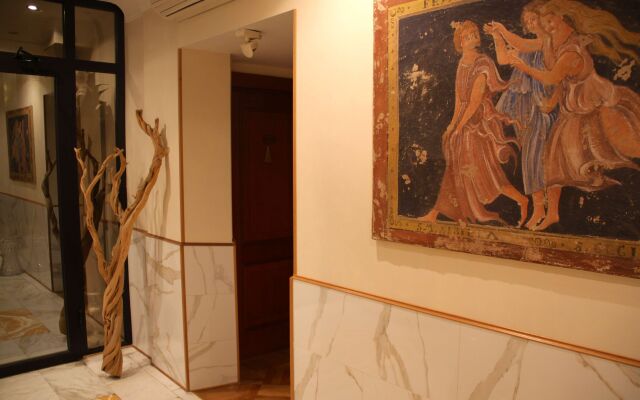 Luxury Rooms H 2000 Roma