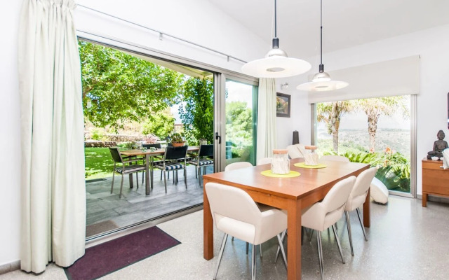 Cubo's Villa el Tejar