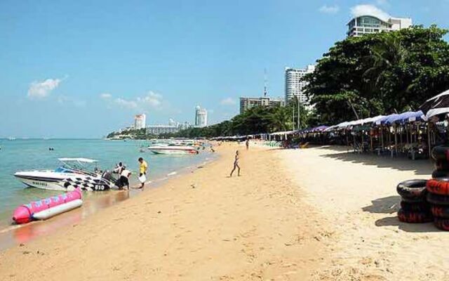 Pattaya Thai Earawan Pool Villas