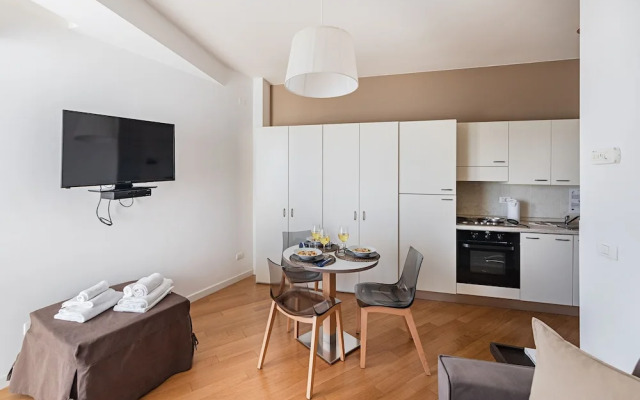 Residenza Miralago - 16 Domitilla - Locazione BK