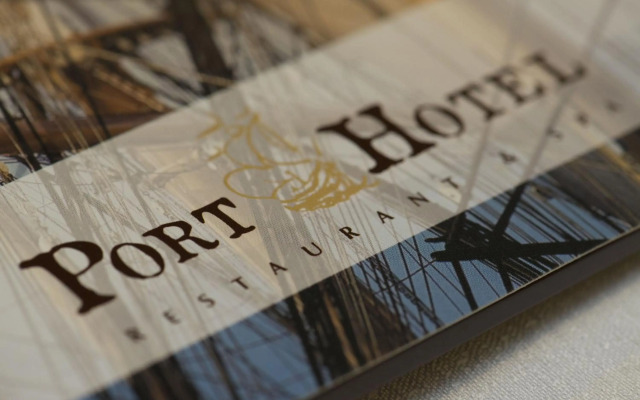 Port Hotel