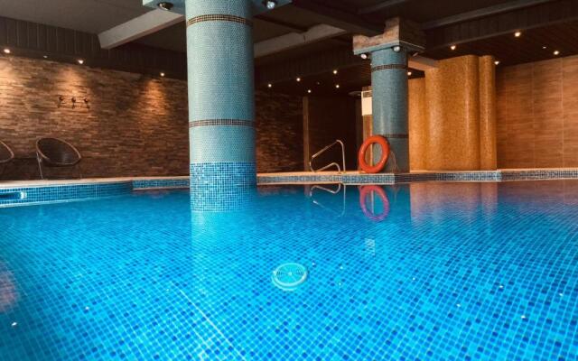 The Cumberland Hotel - OCEANA COLLECTION