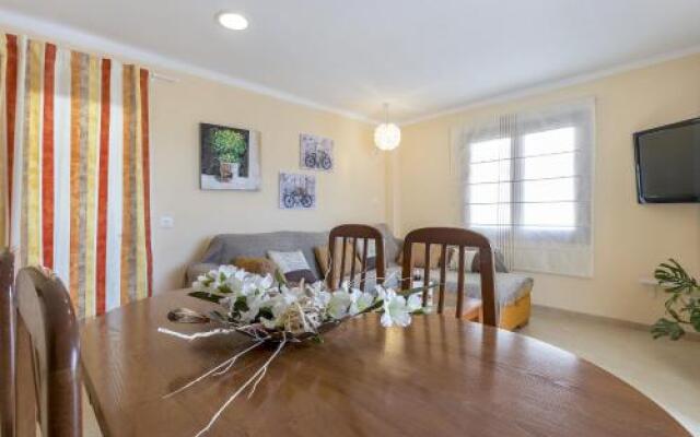 Hm010rs3 Roses Apto 12
